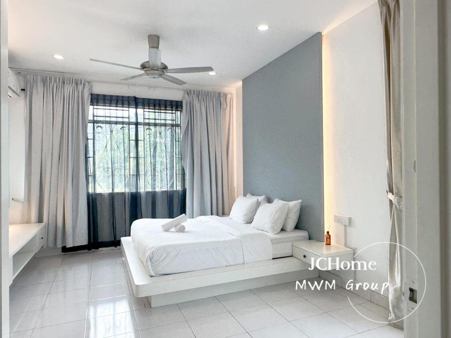 Austin Mutiara 7pax Ktv Bbq Apartment